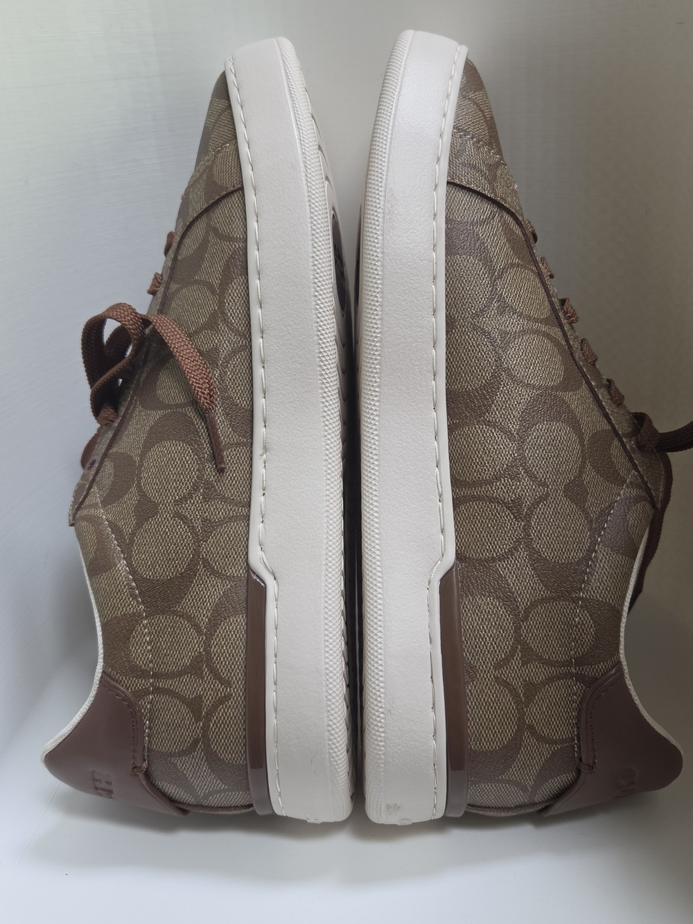 COACH Cream and White Logo Interior Sneakers Mens- 10 - Picture 7 of 8